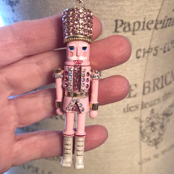 NWT Stunning Rhinestone Sparkly Nutcracker Necklace - Picture 3 of 17